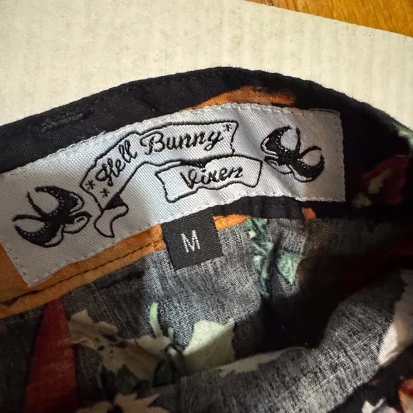 Hell Bunny Vixen Medium Hermeline Woodlands Skirt Fit Flare Animals Rockabilly - Picture 10 of 10